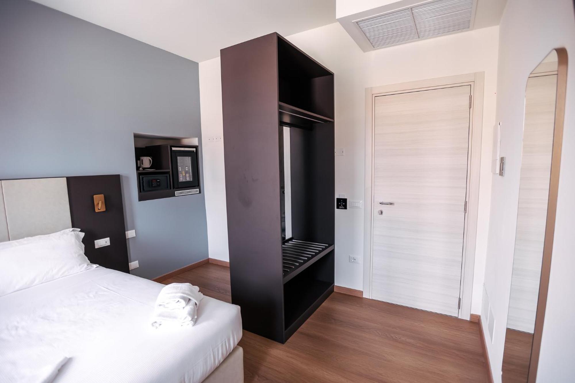 Hotel Arilica Peschiera del Garda Oda fotoğraf